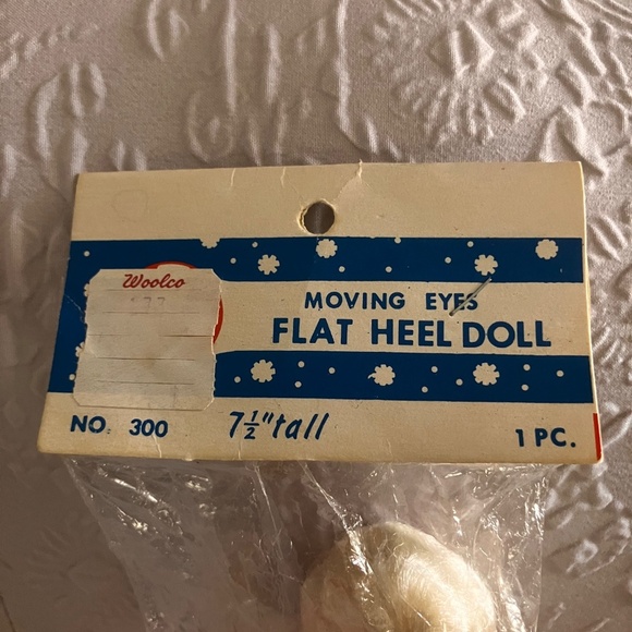 NWT - Vintage Fibre-Craft Moving Blue Eyes Flat Heel Doll 7.5" Blonde W/Stand - Picture 6 of 13